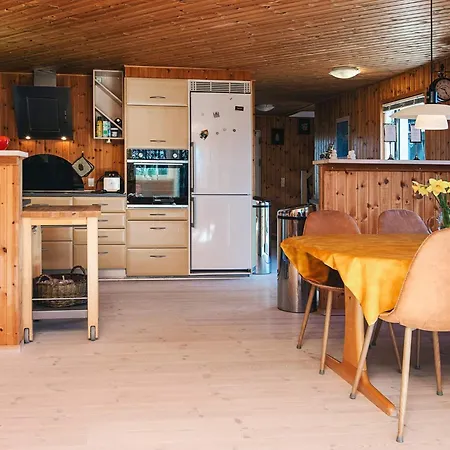 Сasa de vacaciones Panoramic Fjord Retreat With Bath